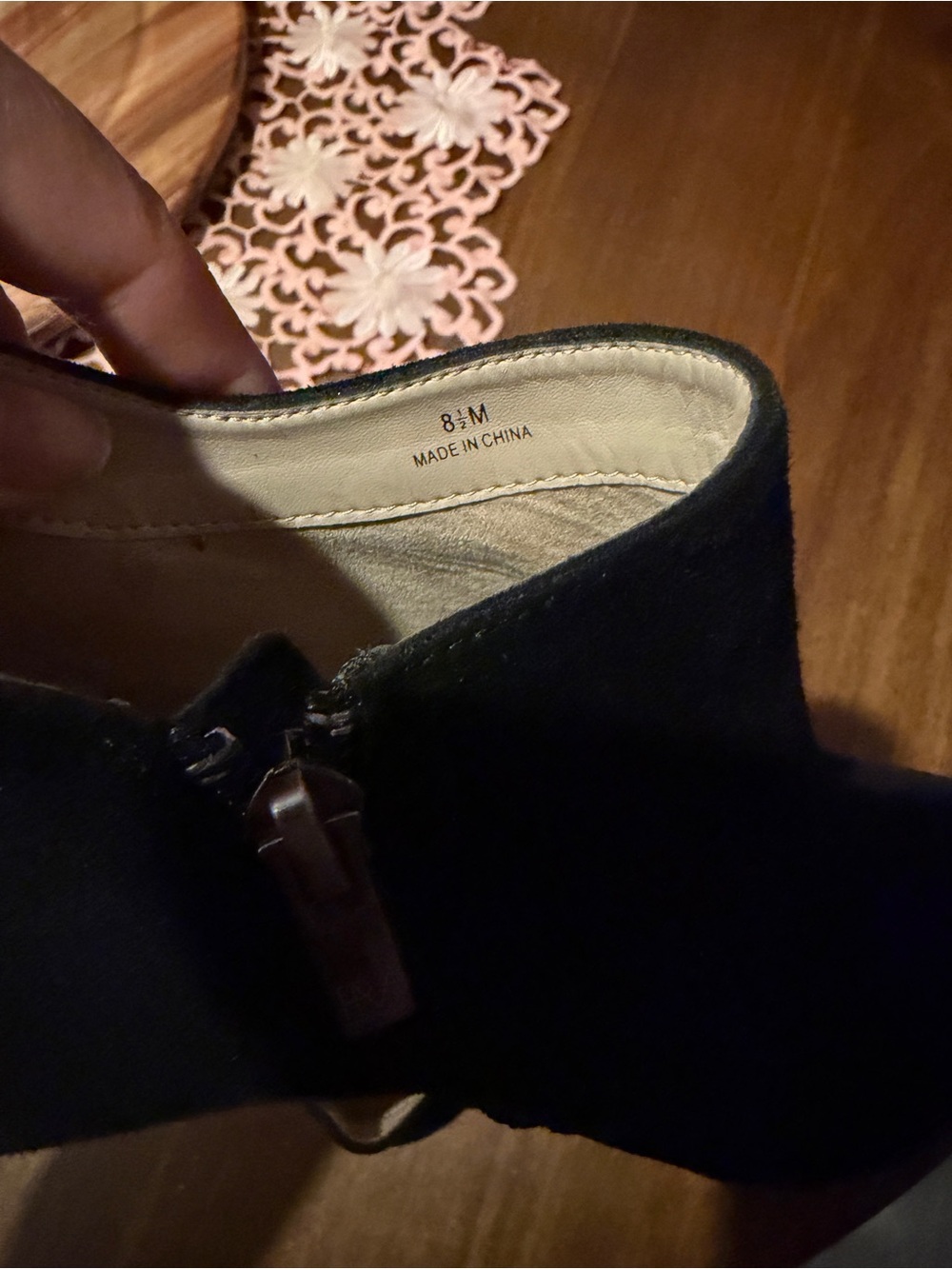 Pelle Moda Kiesa Pointed Toe Kitten Heel Bootie (Women) - Picture 11 of 12
